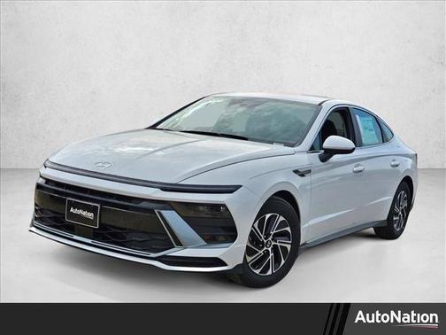 2026 Hyundai SONATA Hybrid Base