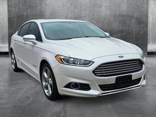 2014 Ford Fusion Hybrid SE