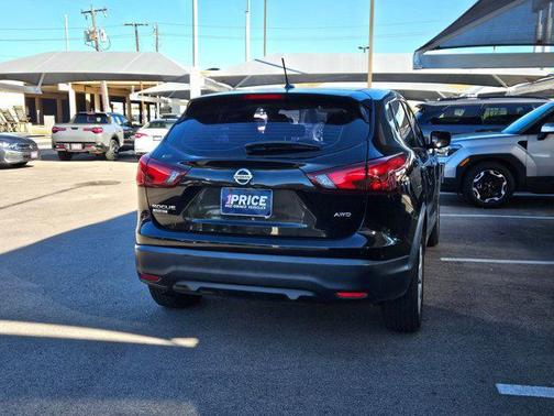 2019 Nissan Rogue Sport S