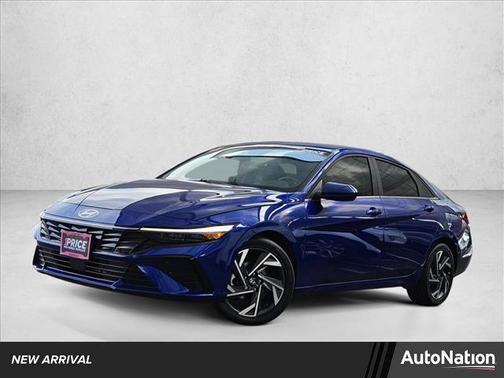 2025 Hyundai ELANTRA SEL