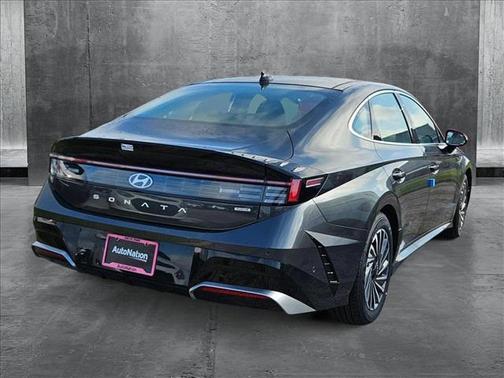 2025 Hyundai SONATA Hybrid Limited