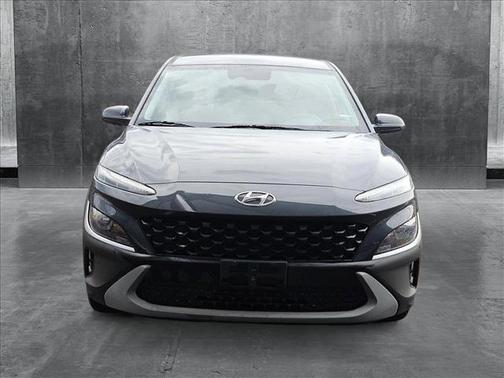 2022 Hyundai KONA SE