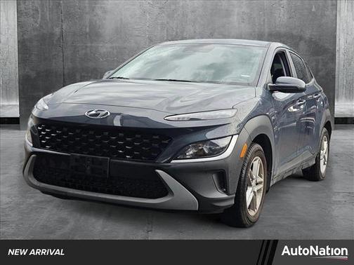 2022 Hyundai KONA SE