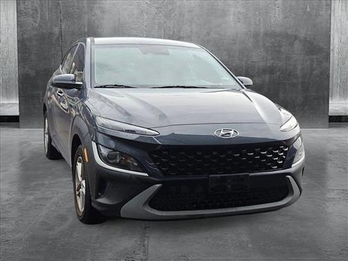 2022 Hyundai KONA SE