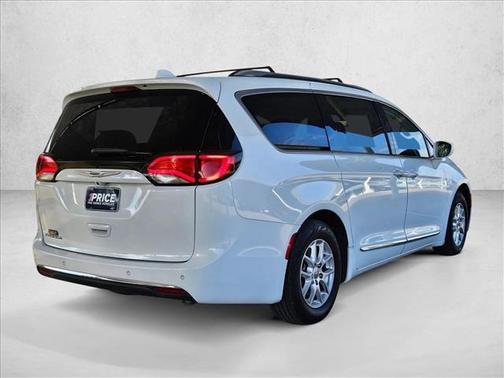 2020 Chrysler Pacifica Touring L