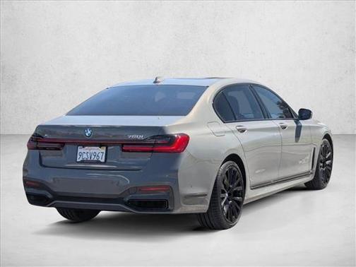 2022 BMW 750 i xDrive
