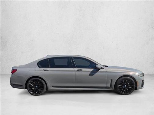 2022 BMW 750 i xDrive