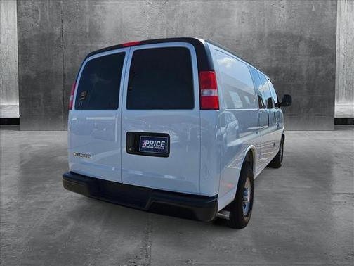 2025 Chevrolet Express 2500 RWD 2500 Regular Wheelbase WT