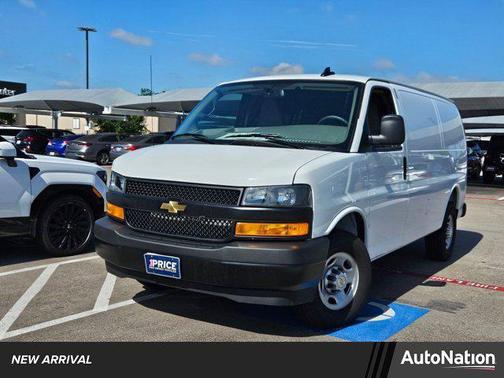2025 Chevrolet Express 2500 RWD 2500 Regular Wheelbase WT