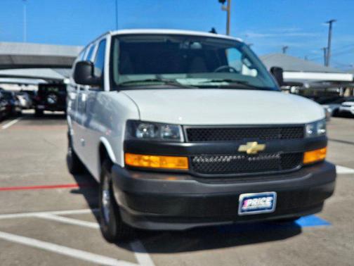 2025 Chevrolet Express 2500 RWD 2500 Regular Wheelbase WT