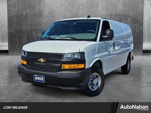 2025 Chevrolet Express 2500 RWD 2500 Regular Wheelbase WT