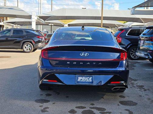 2022 Hyundai SONATA SEL