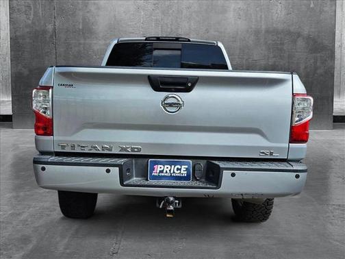 2017 Nissan Titan XD SL