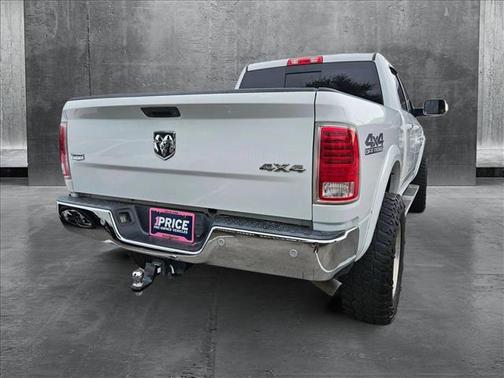 2018 RAM 2500 Laramie Crew Cab 4x4 6'4' Box
