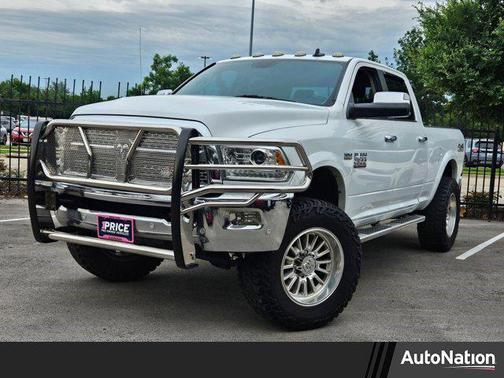 2018 RAM 2500 Laramie Crew Cab 4x4 6'4' Box