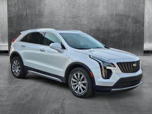 2020 Cadillac XT4 Premium Luxury