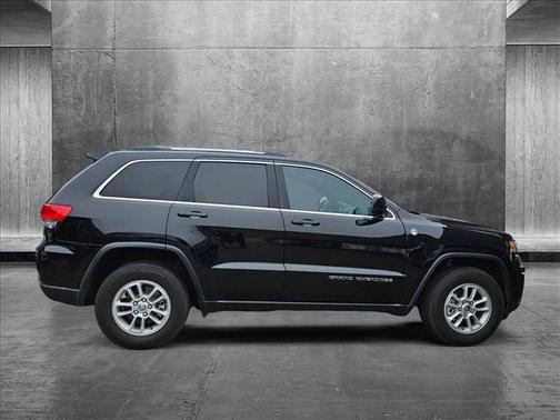 2018 Jeep Grand Cherokee Laredo E