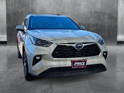 2020 Toyota Highlander Hybrid XLE