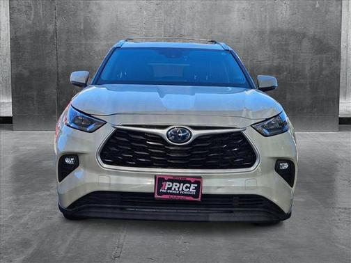 2020 Toyota Highlander Hybrid XLE