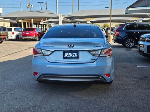 2015 Hyundai SONATA Hybrid Limited
