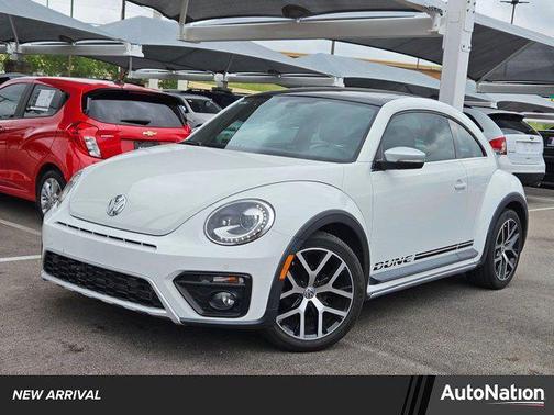 2018 Volkswagen Beetle 2.0T Dune