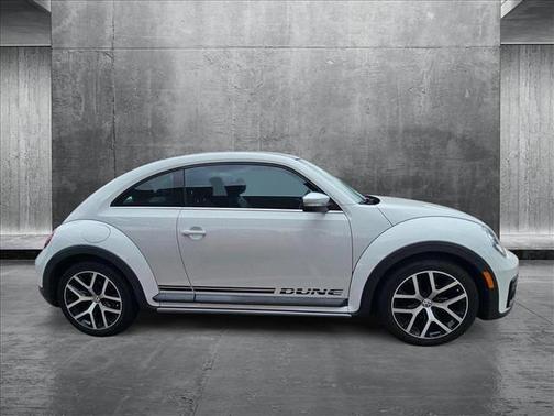 2018 Volkswagen Beetle 2.0T Dune