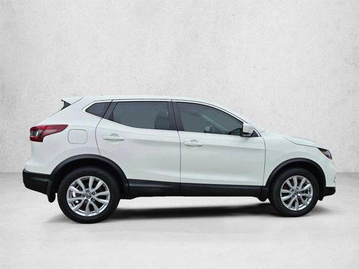 Glacier White 2020 Nissan Rogue Sport S