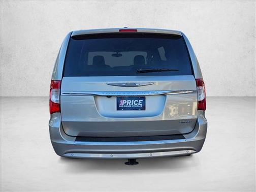 2012 Chrysler Town & Country Limited