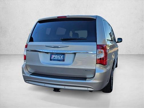 2012 Chrysler Town & Country Limited