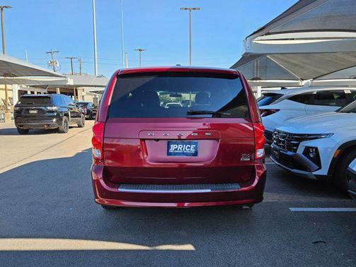 2015 Dodge Grand Caravan R/T