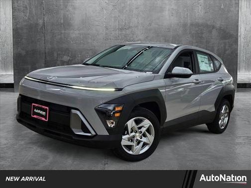 2025 Hyundai KONA SE
