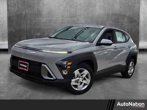 2025 Hyundai KONA SE