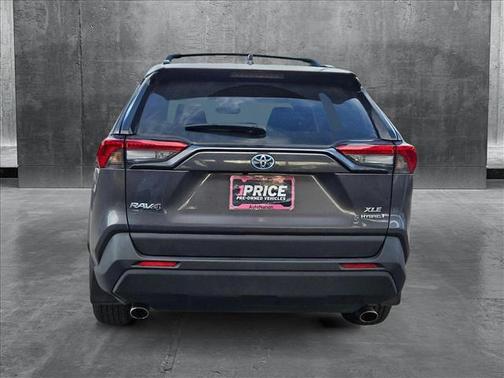 2024 Toyota RAV4 Hybrid XLE