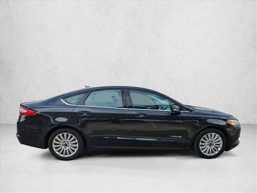 2015 Ford Fusion Hybrid SE