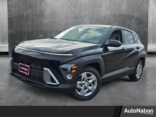 2025 Hyundai KONA SE