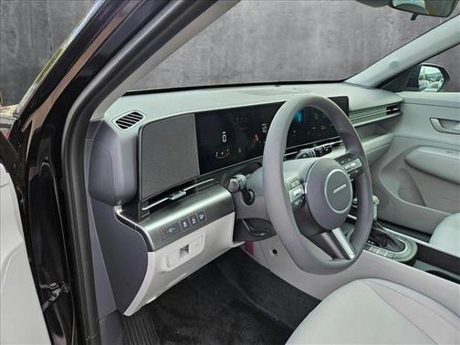 2025 Hyundai KONA SE