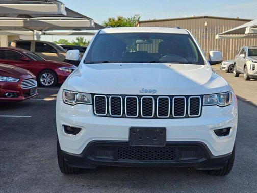 2020 Jeep Grand Cherokee Laredo