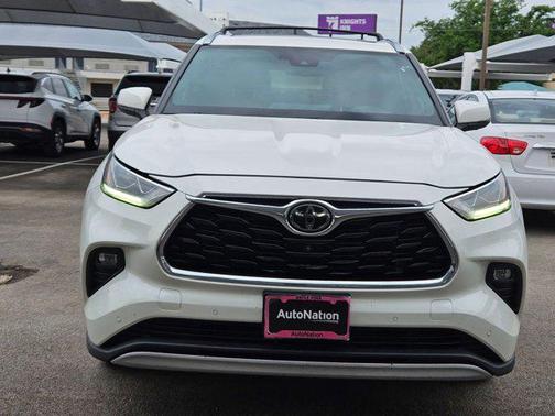 2021 Toyota Highlander Platinum