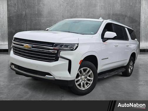 2023 Chevrolet Suburban LT