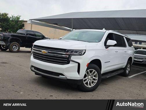 2023 Chevrolet Suburban LT