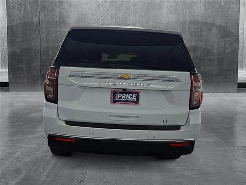 2023 Chevrolet Suburban LT