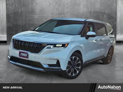 2024 Kia Carnival EX