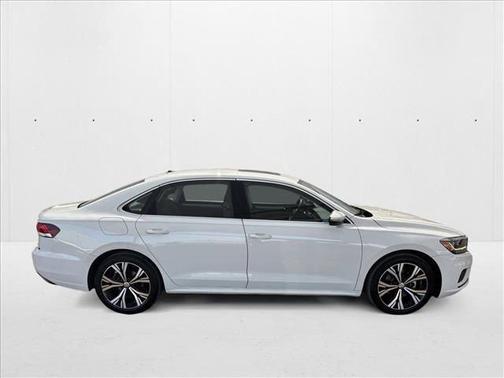 2021 Volkswagen Passat 2.0T SE