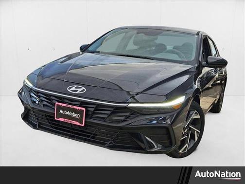 2025 Hyundai ELANTRA HEV SEL Sport