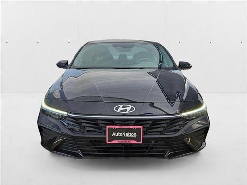 2025 Hyundai ELANTRA HEV SEL Sport