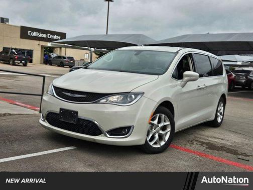 2019 Chrysler Pacifica Touring Plus