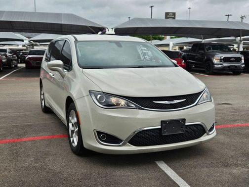 2019 Chrysler Pacifica Touring Plus