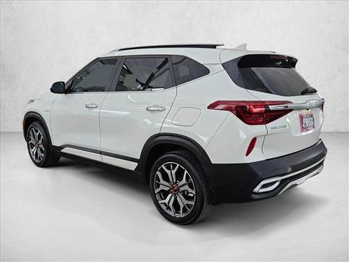 Snow White Pearl 2022 Kia Seltos SX Turbo