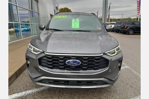 2023 Ford Escape ST-Line Elite