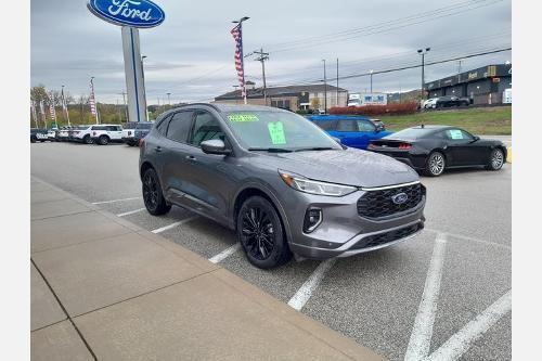 2023 Ford Escape ST-Line Elite